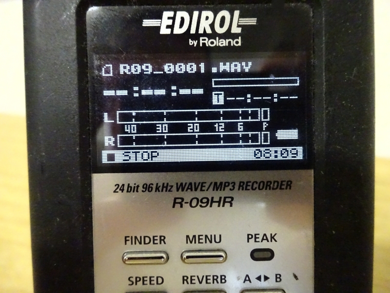 Roland Edirol R09HR audio recorder 07.jpg