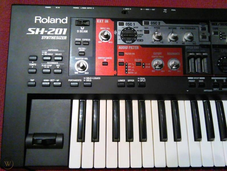 roland-sh-201-keyboard-synthesizer.jpg