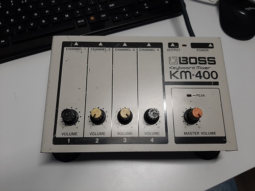 KM-400.jpg