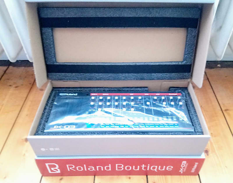 Roland Boutique Series JX-03 300€.jpg