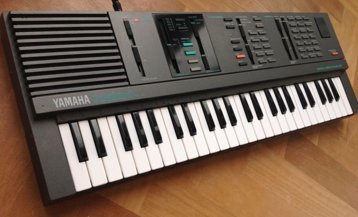 Yamaha VSS 100 1988.jpg