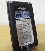 Roland Edirol R09HR audio recorder 01.jpg